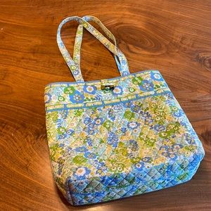 Vera Bradley tote